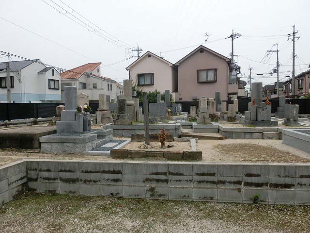 上新田財産区墓地（西宮市）のお墓