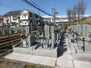 小松東墓地（西宮市）のお墓