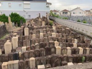 額田墓地（東大阪市）のお墓