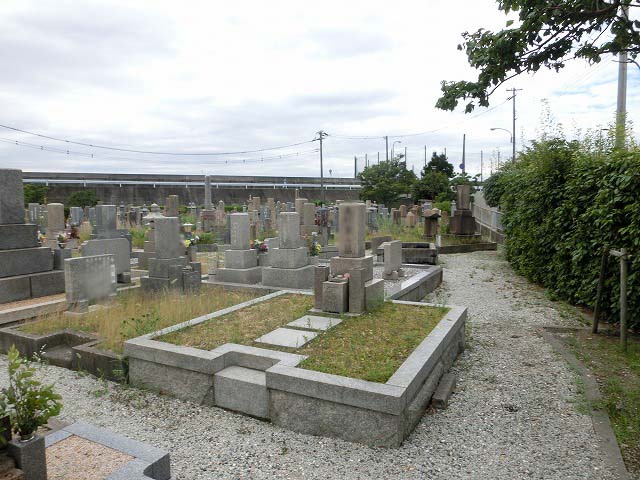 上田墓地（西宮市）のお墓