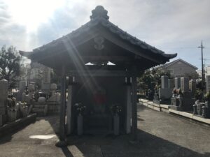 沢良宜浜三墓地（茨木市）のお墓