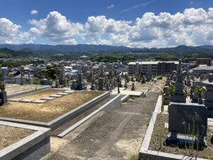 小垣内墓地（熊取町）のお墓