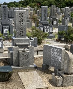 明石市立石ケ谷墓園で文字の彫刻をさせていただきました（忠島様）