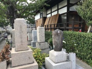 西正寺墓地（尼崎市）のお墓