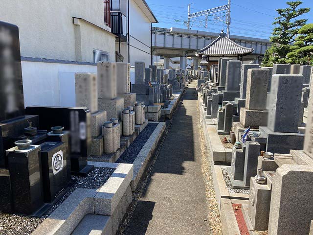 慈泉寺境内墓地（明石市）のお墓