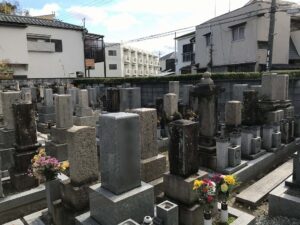 西運寺墓地（尼崎市）のお墓