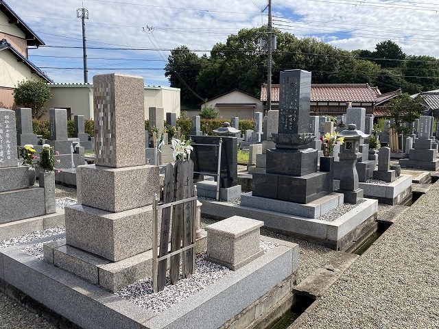 西福寺墓地（明石市）のお墓