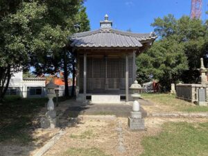 庵山墓地公園（三木市）のお墓
