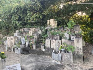 上瓦屋山出墓地（泉佐野市）のお墓