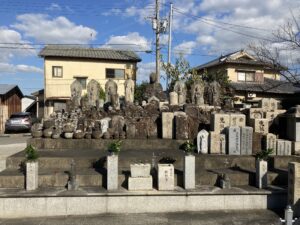 名越墓地（貝塚市）のお墓