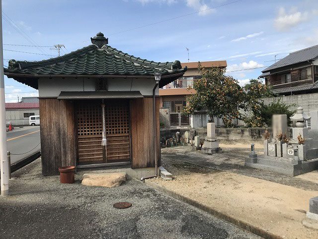 竜が岡墓地のお墓