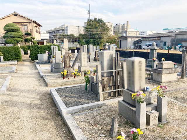 上津屋墓地（京都府城陽市）のお墓