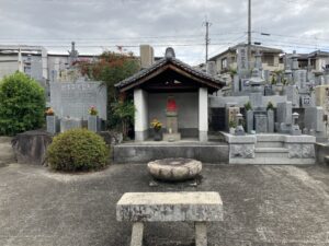 深阪墓地（堺市中区）のお墓