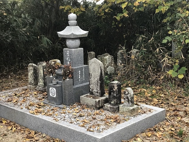 神出東墓地（神戸市西区）のお墓