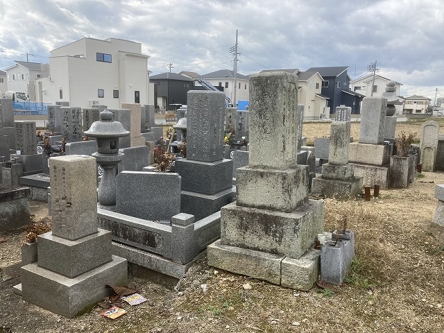 清水新田墓地（明石市）のお墓