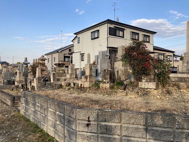 寺本・山田・池尻・西野共同墓地（伊丹市）のお墓