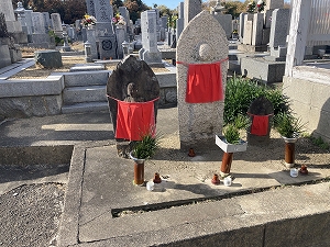 万田墓地（堺市西区）のお墓