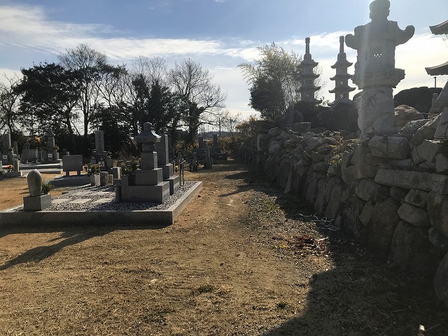 神納墓地（神戸市西区）のお墓