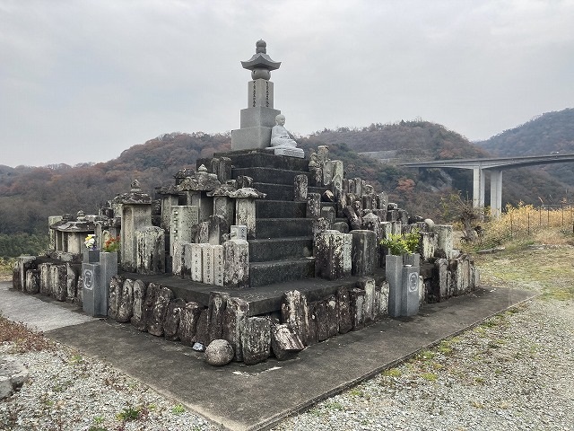 戸田共同墓地（三木市）のお墓