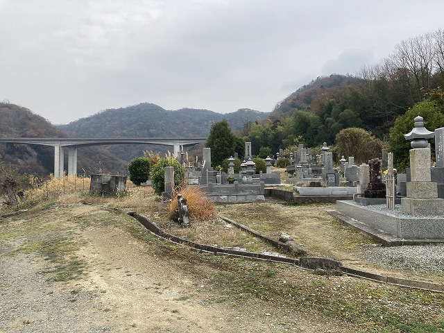 戸田共同墓地（三木市）のお墓