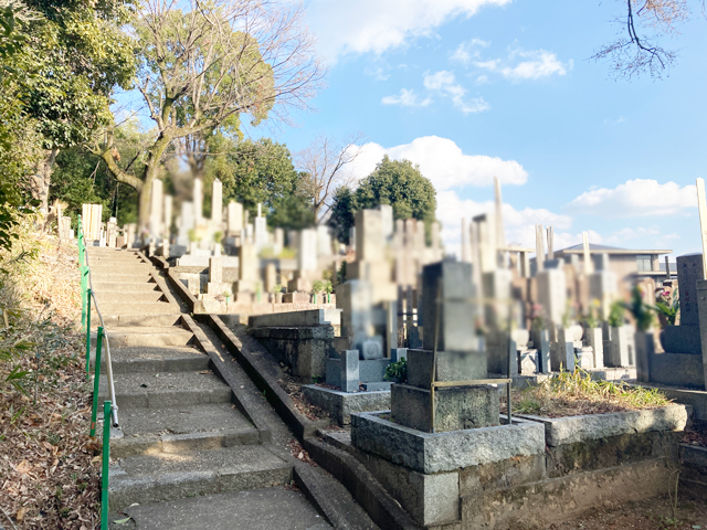 京都市営宝塔寺山墓地（京都市伏見区）