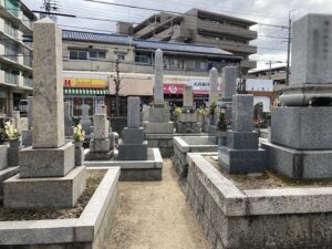 西富松墓地（城ケ丘公園墓地）（尼崎市）のお墓