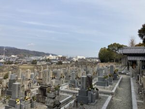 芝東西坊の島墓地（箕面市）のお墓