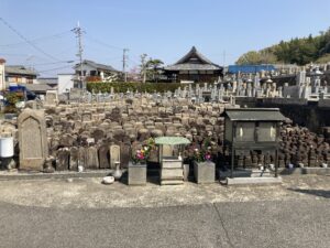 来迎寺墓地（八尾市）のお墓