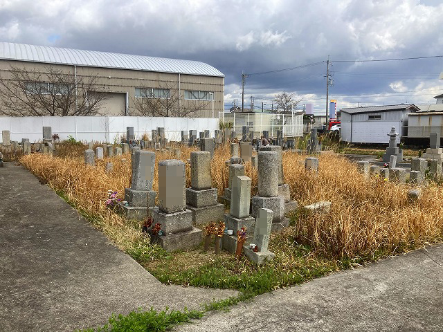 高畑墓地（加古川市）のお墓