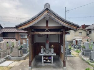 上市区墓地（柏原市）のお墓