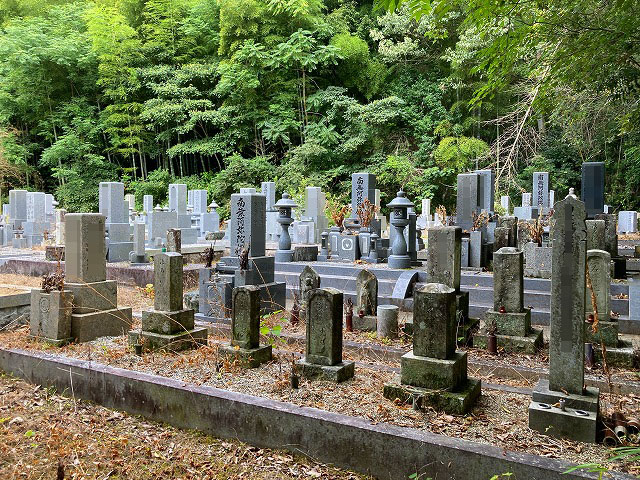 新部町共同墓地（小野市）のお墓