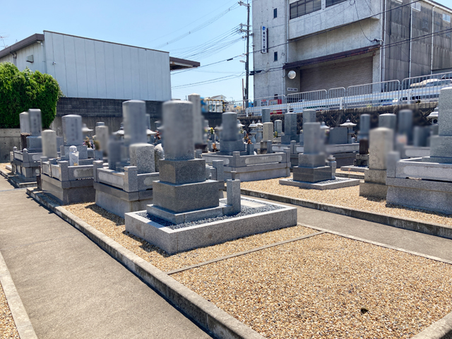 樋爪寶善寺檀家共同墓地（京都市伏見区）のお墓