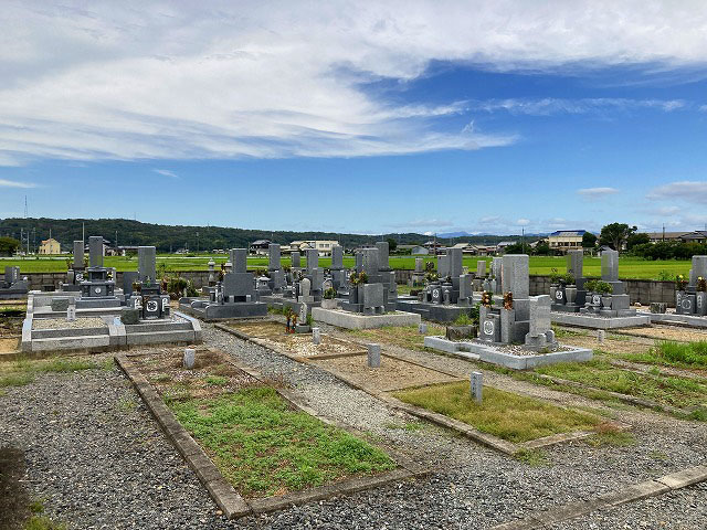 三和町共同墓地（小野市）のお墓