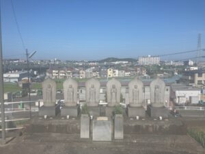 円明町墓地(柏原市)のお墓