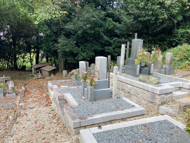 毘沙門区墓所（京都府亀岡市）のお墓