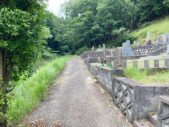 小玉墓地（京都府相楽郡南山城村）のお墓