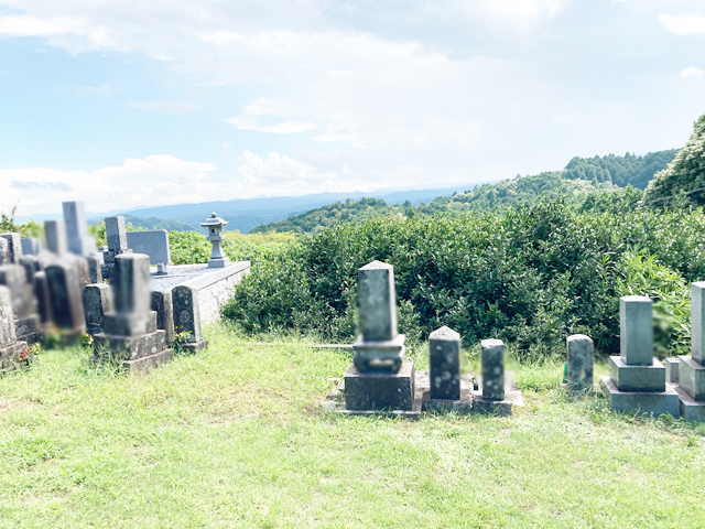 上廣見墓地（京都府相楽郡南山城村）のお墓