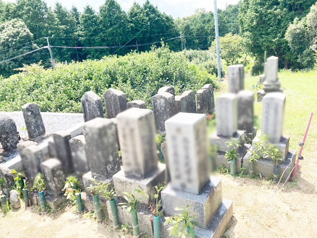 上廣見墓地（京都府相楽郡南山城村）のお墓
