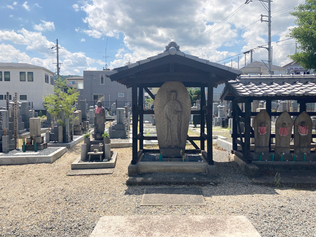 久貝墓地（京都府長岡京市）のお墓
