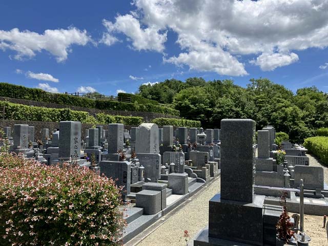 川西公営霊園（川西市）のお墓