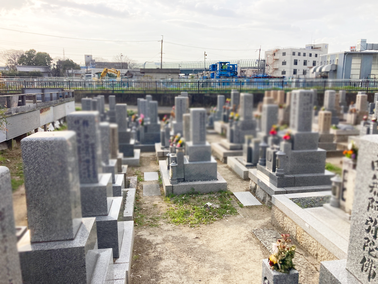 堀溝新家共同墓地（寝屋川市）
