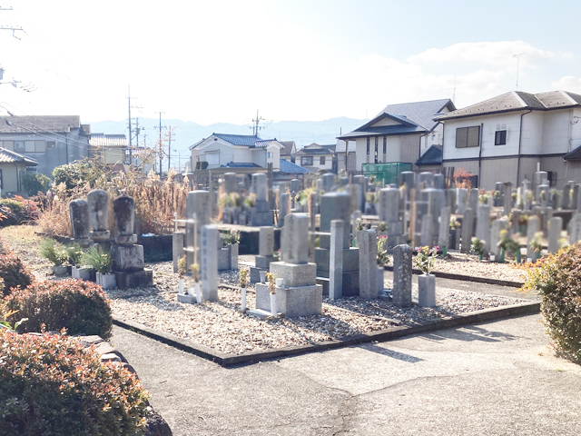 山本区共同墓地（京都府亀岡市）