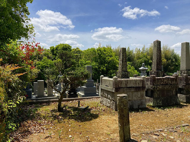 広野東墓地（三田市）のお墓