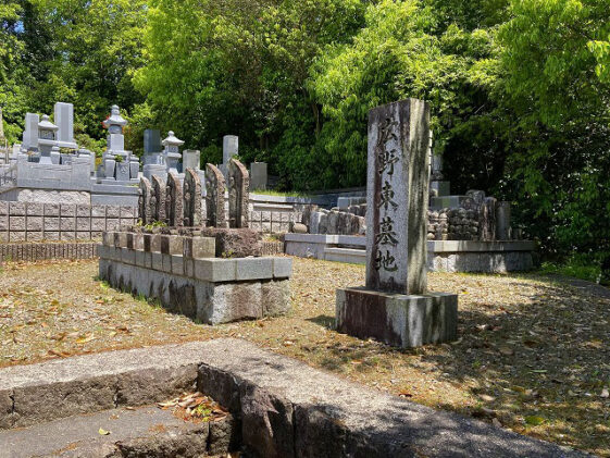 広野東墓地（三田市）のお墓