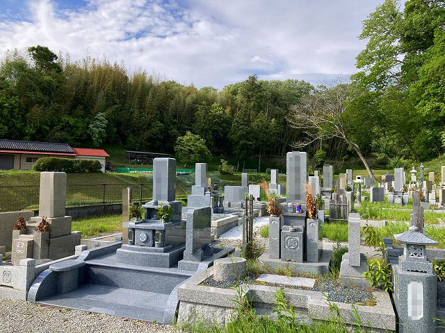 川除墓地（三田市）のお墓