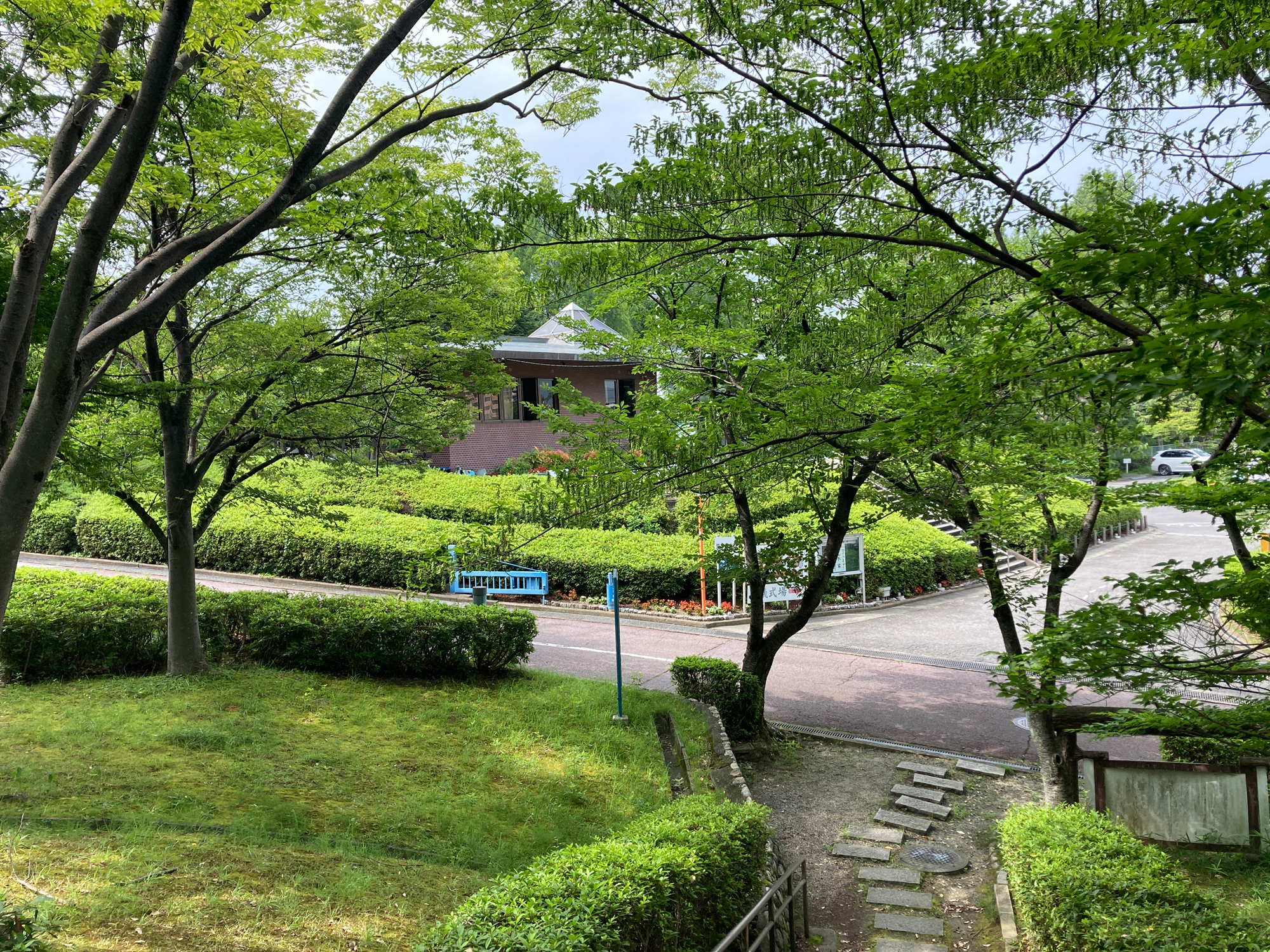 寝屋川市公園墓地（寝屋川市）