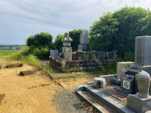 東本庄墓地（三田市）のお墓