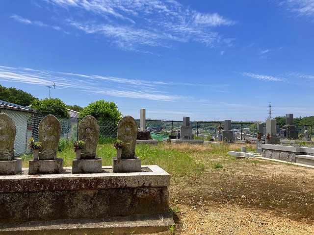 宮脇墓地（三田市）のお墓