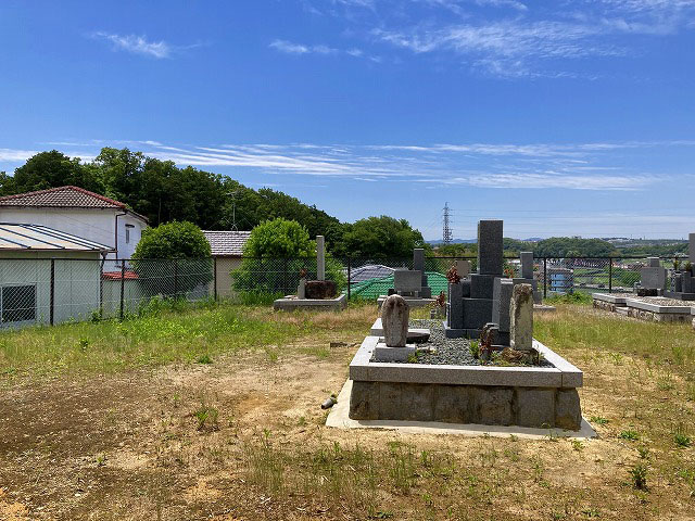 宮脇墓地（三田市）のお墓