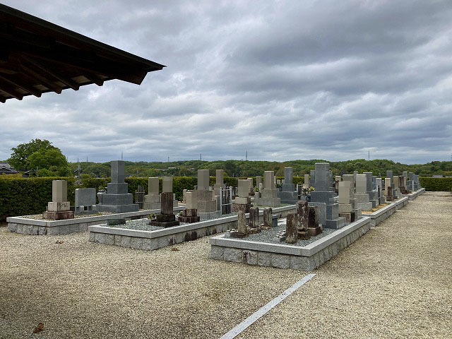 岡霊園（神戸市北区）のお墓